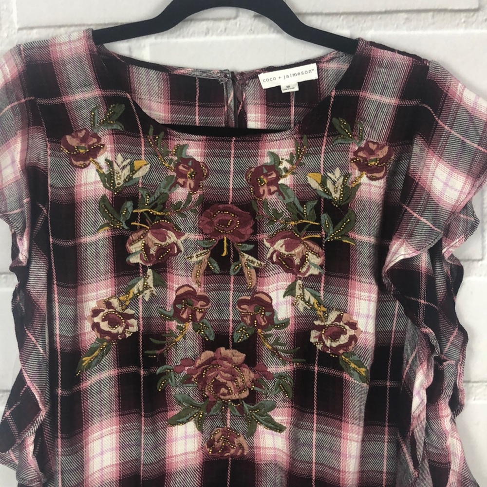 NWT COCO + JAIMESON plaid Embroidered shirt